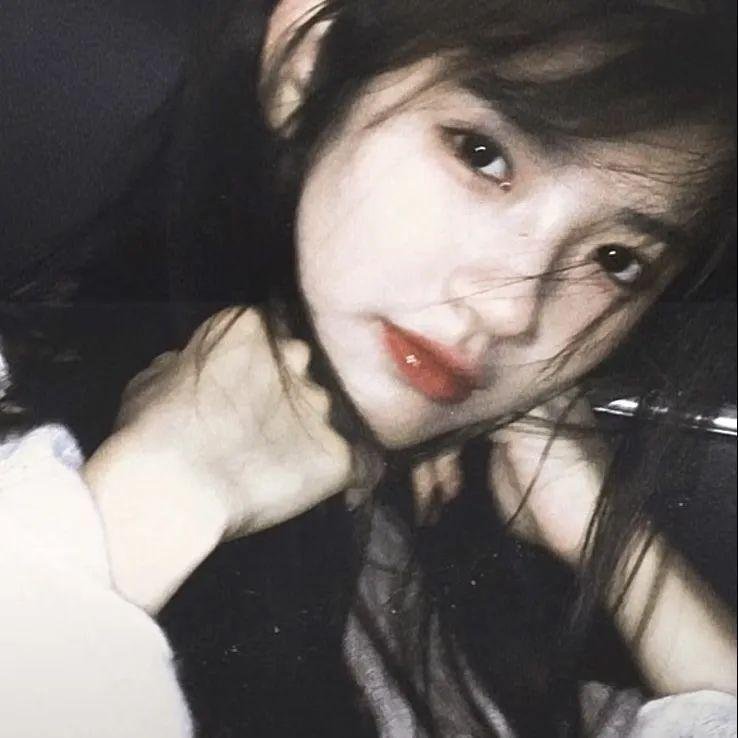 恨不相逢未嫁时